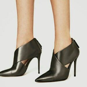 Zara Wrap Around Crossover Gray High Heel Leather Ankle Bootie